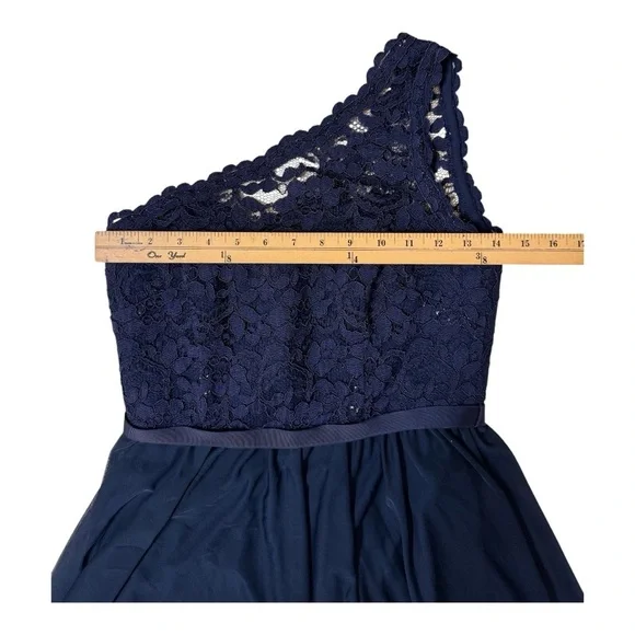 David's Bridal | One Shoulder Lace
Chiffon Dress Size 4 - Picture 2 of 6